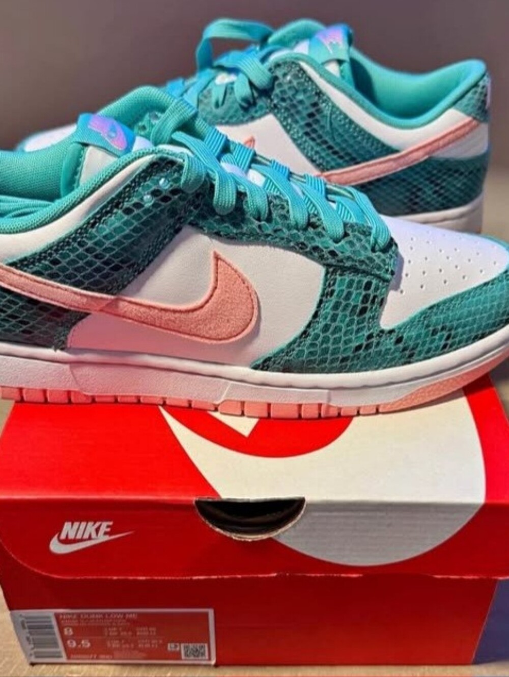Nike Dunk Low SE Snakeskin Teal Pink Sneakers Us W9.5 M 8